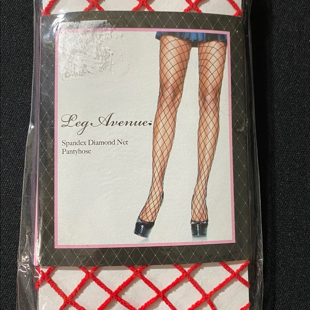 Leg Avenue Diamond-Net Pantyhose